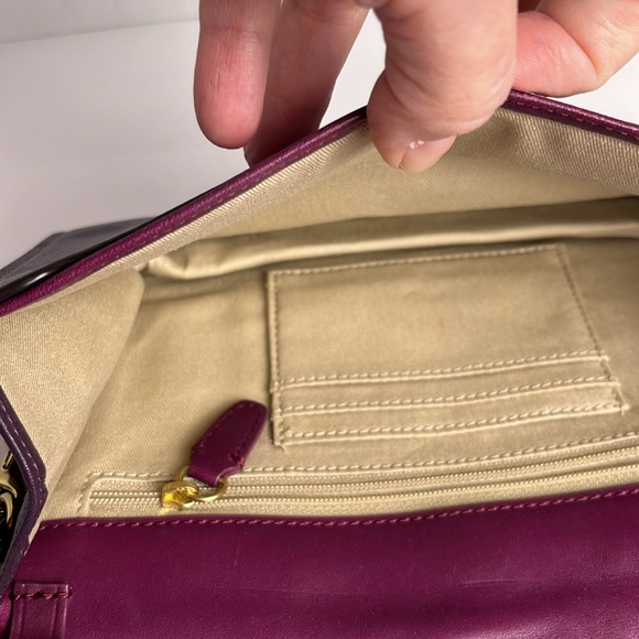 Beautiful Coach Crossbody/Clutch - Picture 5 of 7